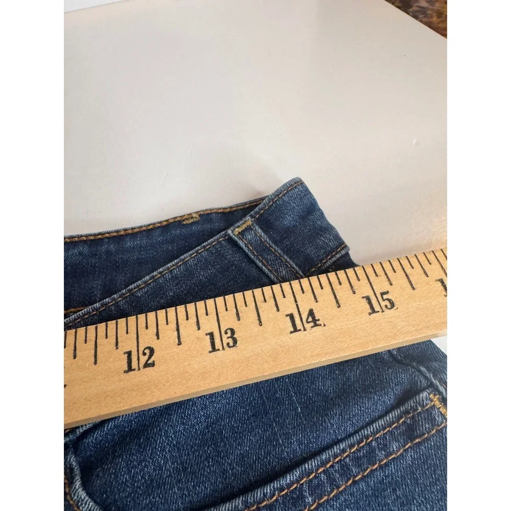 Levi's Denim Cutoff‎ Shorts Size 6 Frayed Hem Casual Summer Jean Shorts